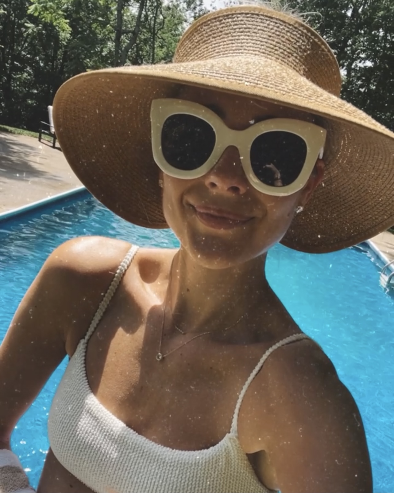 Fashion Jackson Wearing Amazon Fahsion Woven Visor White Sunglasses