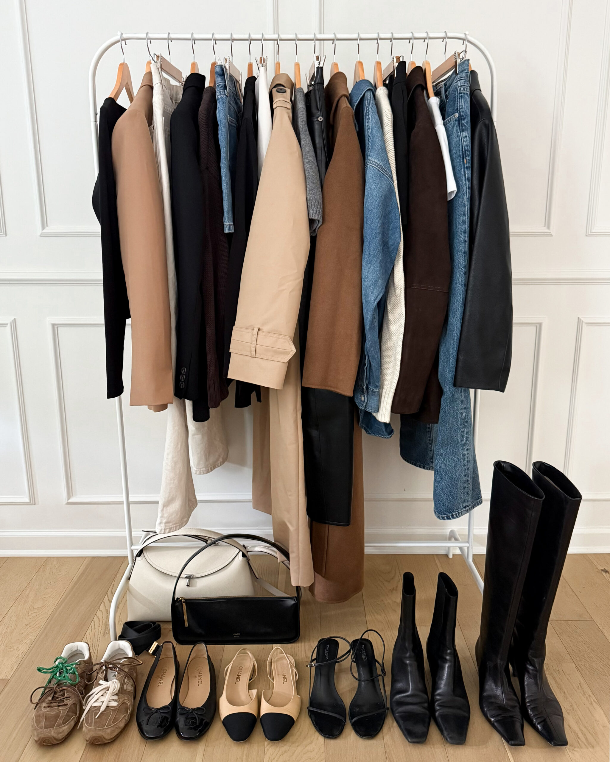 fashion jackson fall capsule wardrobe 2025